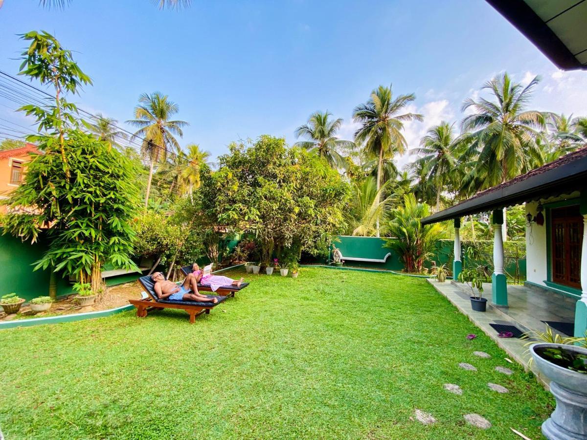 Lumbini Villa Bentota Exteriör bild