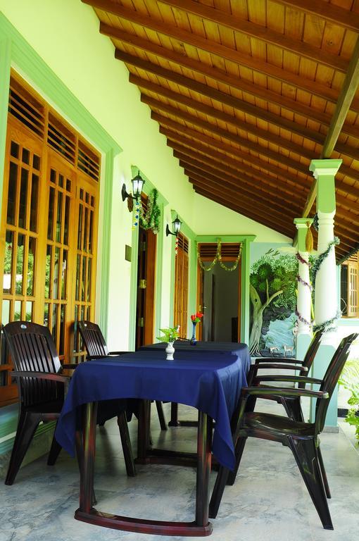 Lumbini Villa Bentota Exteriör bild